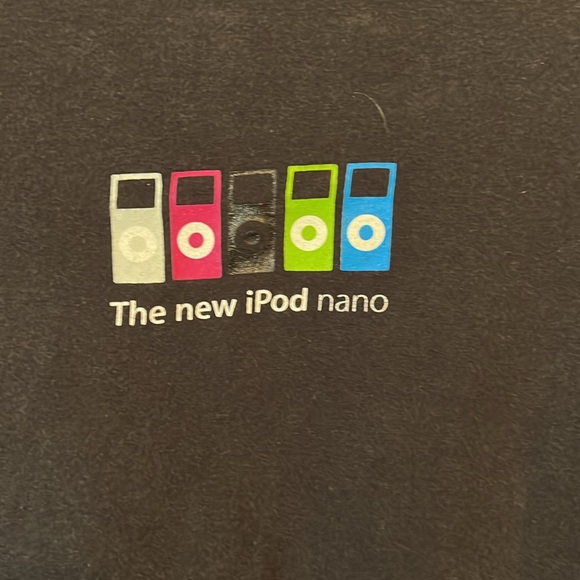 Authentic Apple iPod Nano 2XL tee shirt - great - Picture 5 of 7